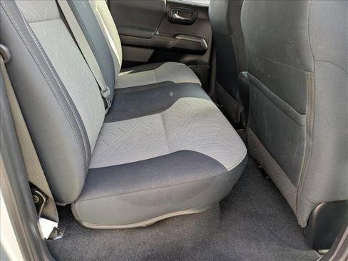 Used 2022 Toyota Tacoma TRD Sport image 26