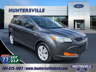 Used 2016 Ford Escape S video 1