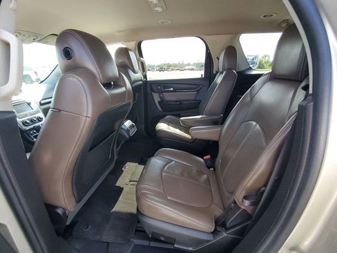 Used 2014 GMC Acadia SLT image 23
