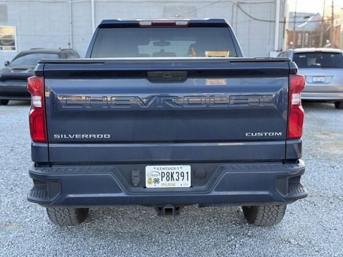 Used 2022 Chevrolet Silverado 1500 Custom image 5