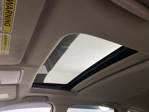 Used 2017 Honda CR-V EX image 18