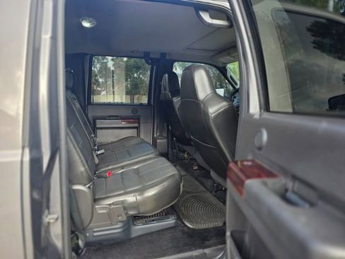 Used 2010 Ford F350 Lariat image 23