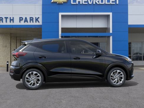 New 2027 Chevrolet Bolt LT w/ Comfort Package FWD image 5