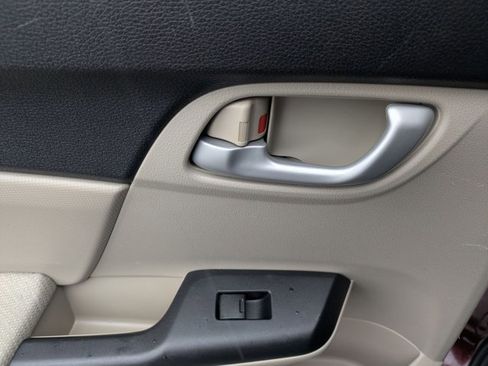 Used 2013 Honda Civic LX image 21