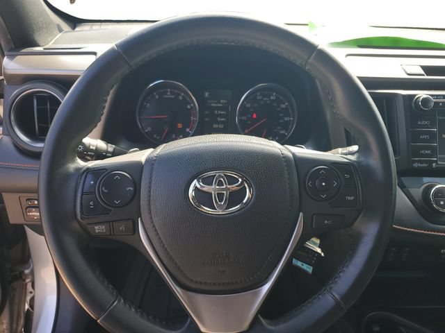 Used 2017 Toyota RAV4 SE FWD image 11