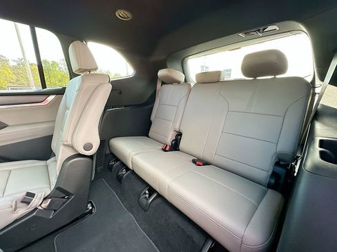 New 2026 GMC Acadia Elevation w/ Elevation Premium Package image 28