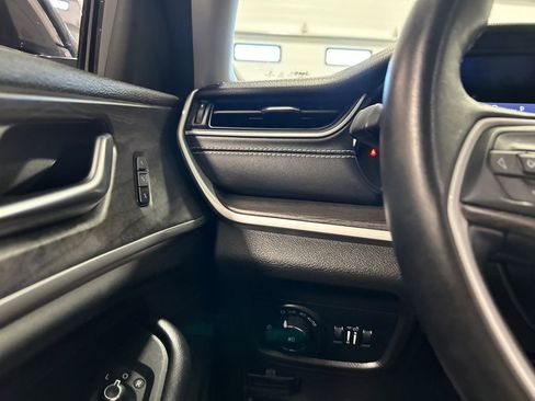 Used 2022 Jeep Grand Cherokee L Limited w/ Trailer Tow Group (B) image 18