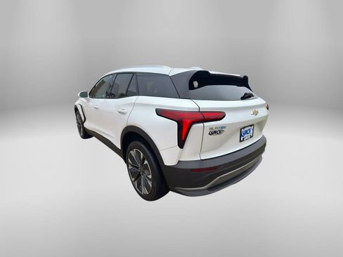 Used 2024 Chevrolet Blazer EV LT AWD/4WD image 3