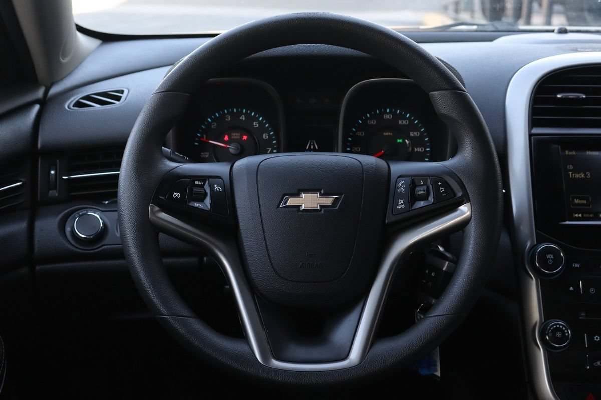 Used 2016 Chevrolet Malibu LT w/ Power Convenience Package FWD image 14