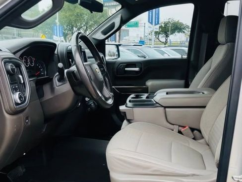 Used 2020 Chevrolet Silverado 1500 LT w/ Texas Edition image 11