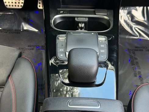 Used 2022 Mercedes-Benz CLA 250 4MATIC image 49