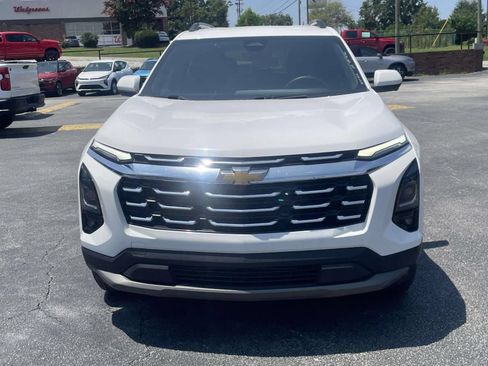 Used 2025 Chevrolet Equinox LT w/ Convenience Package II AWD/4WD image 8