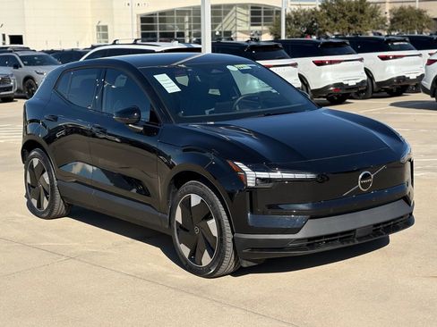 New 2026 Volvo EX30 Plus w/ Protection Package Premier image 4