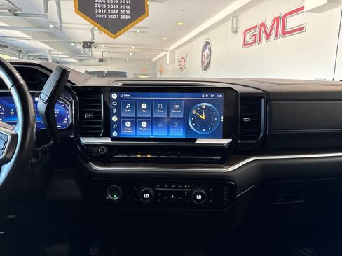 Certified 2022 Chevrolet Silverado 1500 LT image 16