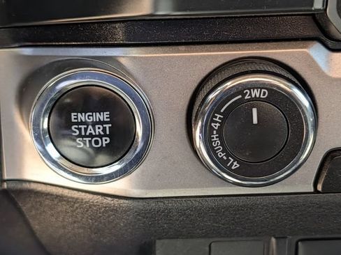 Used 2023 Toyota Tacoma SR5 AWD/4WD image 17