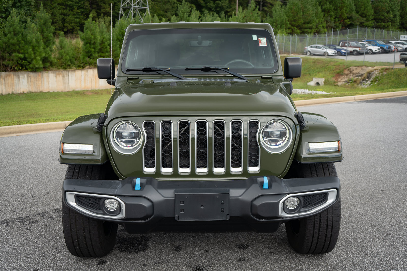 Used 2022 Jeep Wrangler Unlimited Sahara w/ Cold Weather Group AWD/4WD image 2