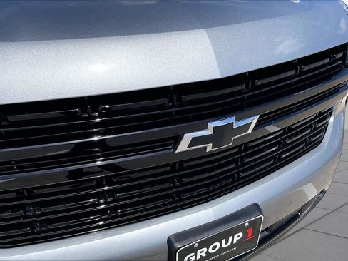 Used 2024 Chevrolet Suburban RST RWD image 29