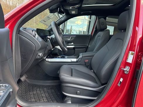 New 2026 Mercedes-Benz GLB 250 4MATIC image 23