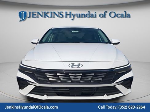 New 2026 Hyundai Elantra Limited image 10