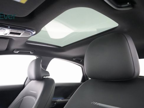 Used 2024 Hyundai Ioniq 6 Limited image 22