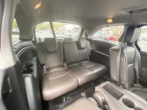 Used 2023 Honda Odyssey Touring image 27