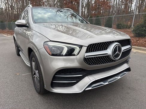 Used 2022 Mercedes-Benz GLE 450 4MATIC image 3