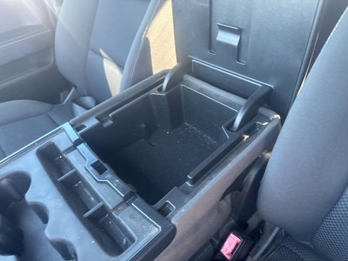 Used 2019 Chevrolet Silverado 1500 LT w/ Texas Edition image 19