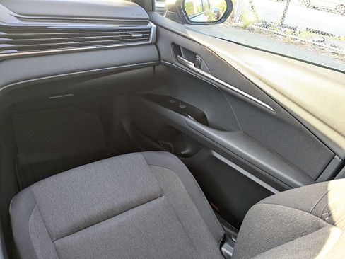 Used 2025 Toyota Camry LE FWD image 16