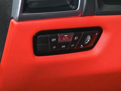 Used 2024 BMW M850i xDrive Coupe image 18