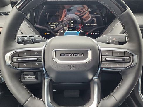 New 2026 GMC Yukon Denali w/ Denali Reserve Package AWD/4WD image 21