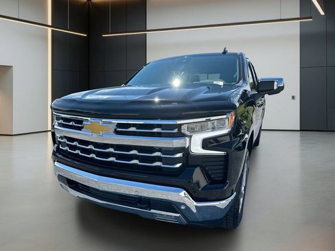 Used 2026 Chevrolet Silverado 1500 LTZ AWD/4WD image 11