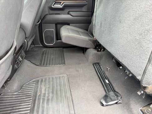 Used 2022 Chevrolet Silverado 1500 LT image 31