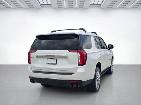 Used 2024 GMC Yukon Denali w/ Denali Reserve Package RWD image 3