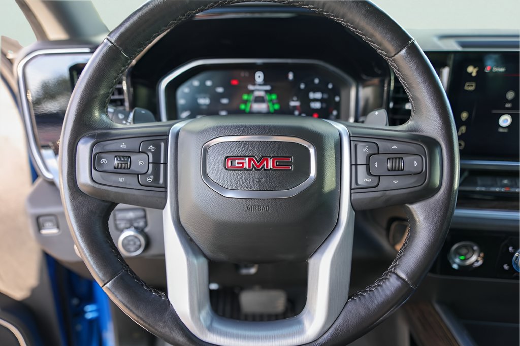 Used 2022 GMC Sierra 1500 Elevation RWD image 14