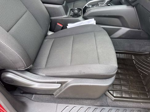 Used 2023 Chevrolet Colorado LT image 11