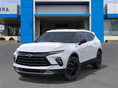 New 2026 Chevrolet Blazer LT w/ Convenience Package image 6