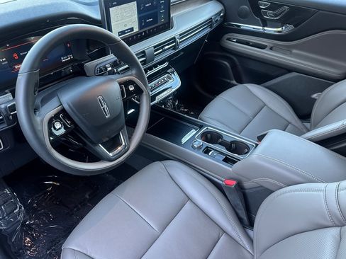 New 2025 Lincoln Corsair Grand Touring w/ Jet Appearance Package image 8