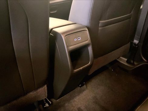 Used 2024 Chevrolet Trax RS w/ Sunroof Package image 28