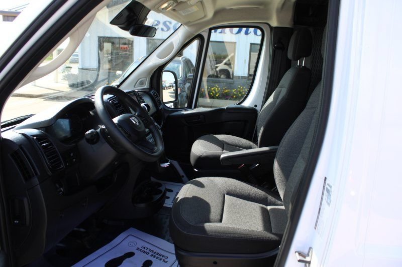 Used 2025 RAM ProMaster 2500 w/ U-Haul Equipment Group FWD image 9