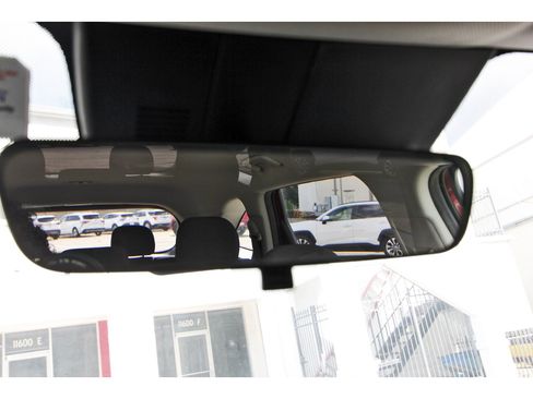 Used 2021 Kia Sorento LX FWD image 29