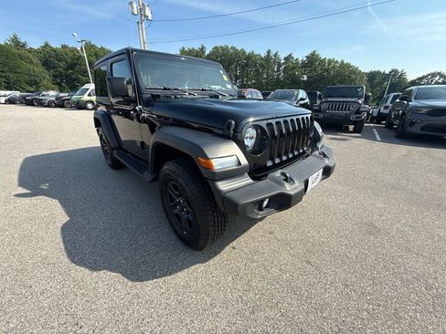 Used 2023 Jeep Wrangler Sport AWD/4WD image 7
