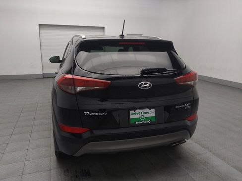 Used 2016 Hyundai Tucson Sport image 6