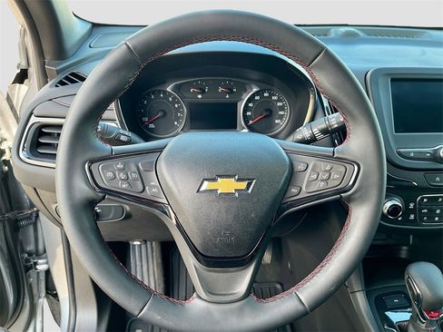Used 2024 Chevrolet Equinox RS image 11