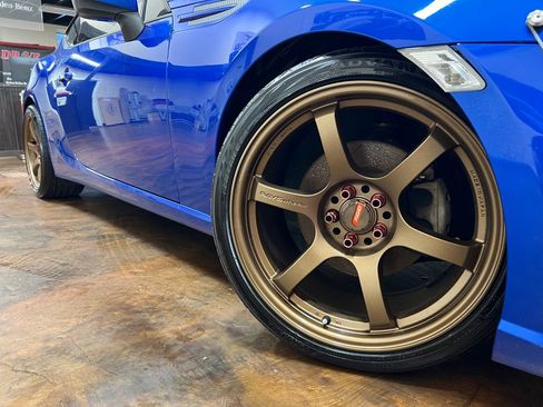 Used 2014 Subaru BRZ Premium w/ Popular Package #1B RWD image 33