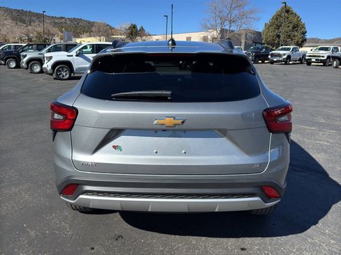 New 2026 Chevrolet Trax LT w/ LT Convenience Package image 6