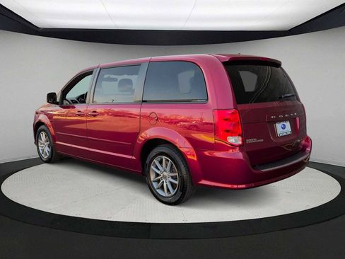 Used 2015 Dodge Grand Caravan SE image 6