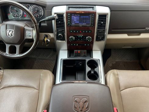 Used 2012 RAM 2500 Laramie w/ Cold Weather Group image 10