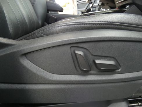 Used 2020 Audi Q5 e Premium Plus image 29