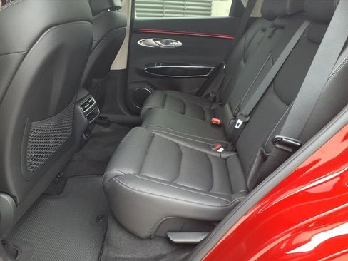 Certified 2026 Genesis GV70 2.5T image 17