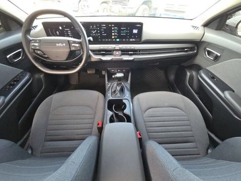 Used 2025 Kia K4 EX FWD image 29